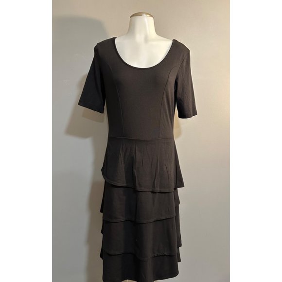 WOMAN'S HANNA ANDERSSON BLACK TIERED RUFFLE SHORT SLEEVE DRESS  S - Picture 6 of 6